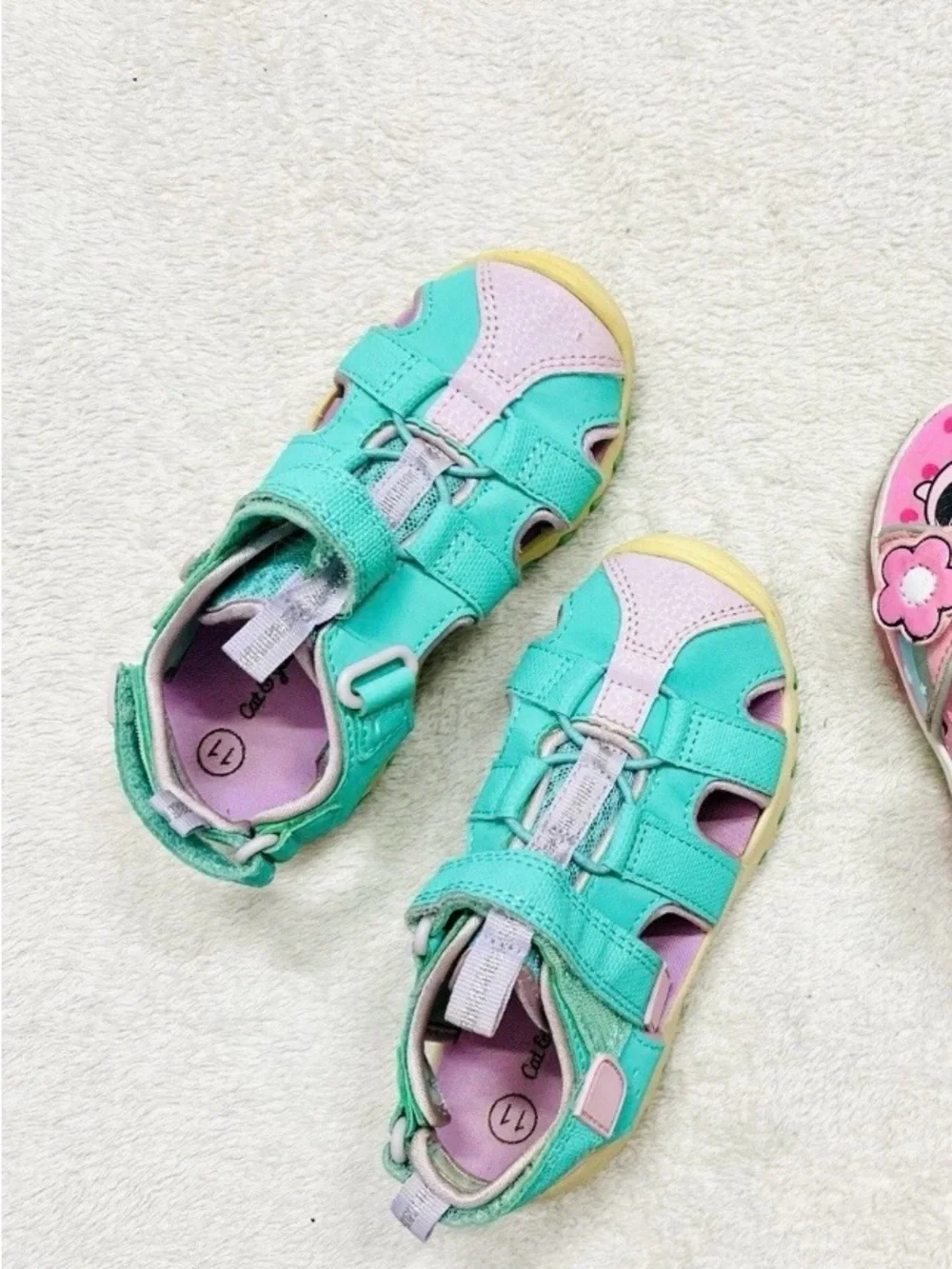 Big lot Girls Shoes,Sandals Size US 11/12 CROCS,Pixie Bloom Excellent Condition